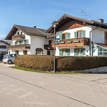 1 Haus Reichl Daire Gstadt am Chiemsee
